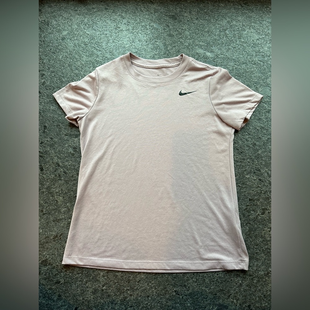 Nike Women's Dri-FIT Legend T-shirt - Women’s Size Small